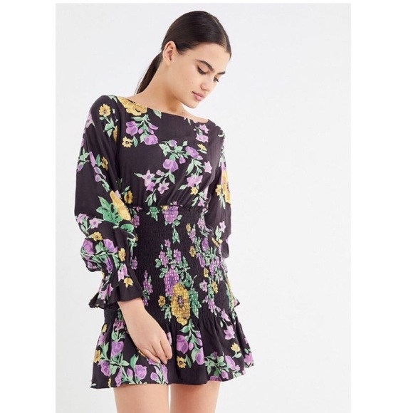 Urban Outfitters Dresses & Skirts - Urban Outfitters Leandra Smocked Long sleeve Dress: Eligible $3/25 Bundle!